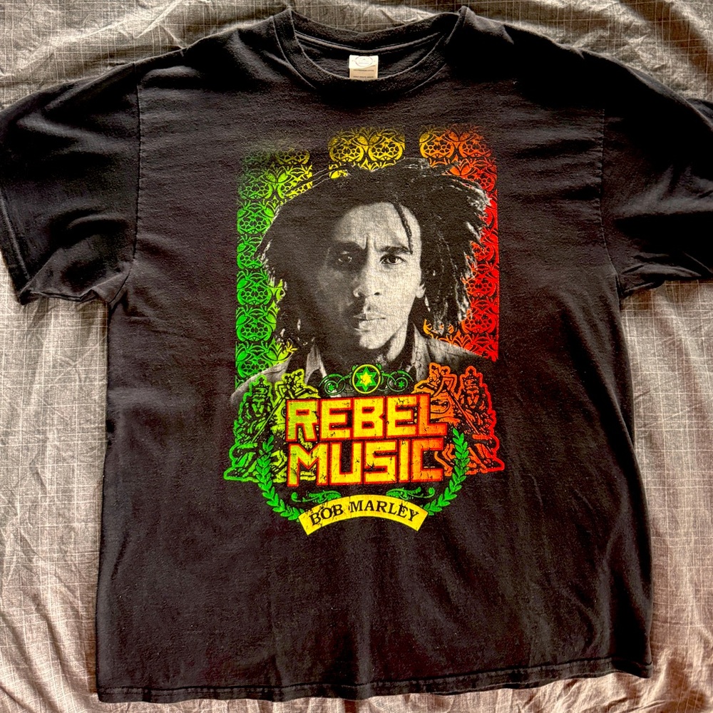 Bob Marley t-shirt rebel music